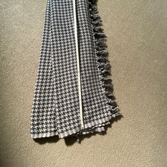 Houndstooth Turkish Throw/Blanket - Black/Grey - Picture 5 of 12
